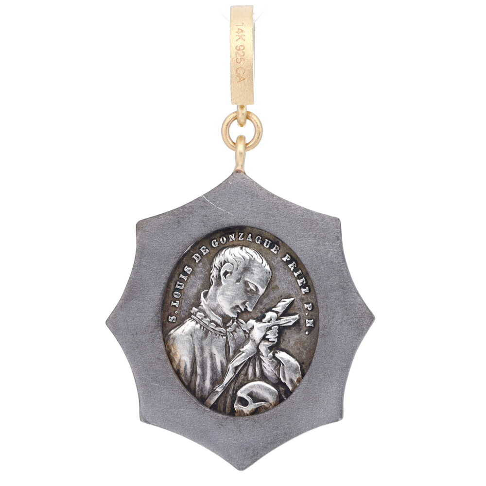 14k: 2.55g<div>DIA: 0.76tcw</div><div><br></div><div>front - O S. Ange Gardien Soyez. Mon Guide </div><div>Oh St Guardian Angel Be My Guide</div><div><br></div><div>back - S. Louis De Gonzague Pries P. N.</div><div>St Louis De Gonzaga Pray For Us</div> Antique French Guardian Angel Medal Pendant