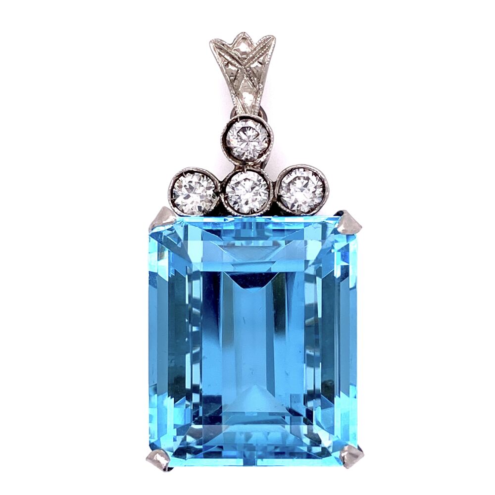 Platinum 1950's 30ct Aquamarine Pendant with .75tcw diamonds 14.2g 1.5" tall