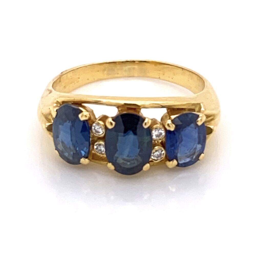 18K Yellow Gold 3 Oval Sapphire 2.50tcw & .04tcw Diamond Ring 4.8g, s6.25