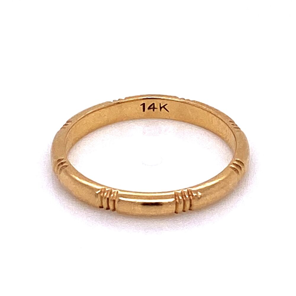 This is another stackable band with unique engraving! 14K YG Band Ring Hash Mark Engraved Band Ring 1.7g, s