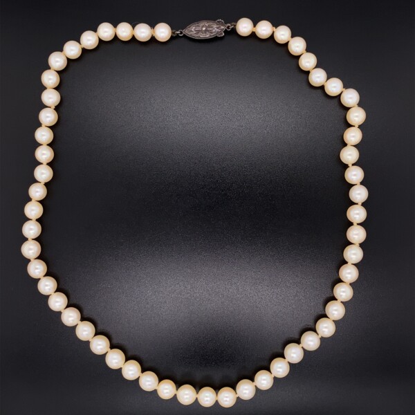 Closeup photo of 6.5mm Fresh Water Pearl Necklace 925 Sterling Clasp 22.5g, 16"