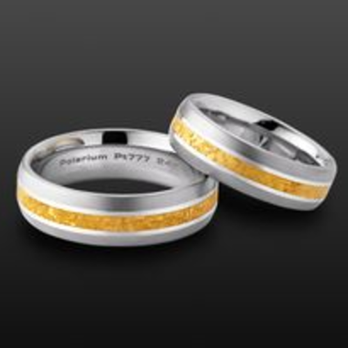 Gents Polarium Band with 24kt stripe. Kissing Band with 24kt Stripe, 6.5mm, Size 10