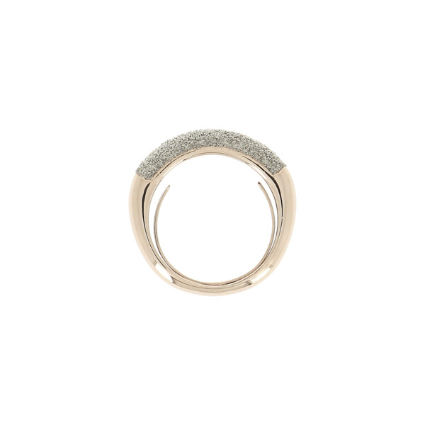 Closeup photo of Thin Diamanti Ring