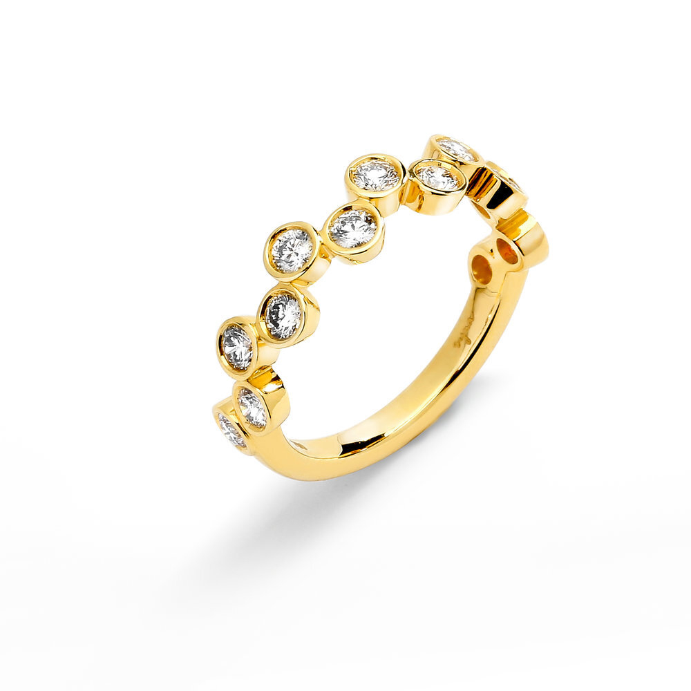 18Kt YG Band set with 0.75 ctw of Champagne Diamonds Bubbles Ring