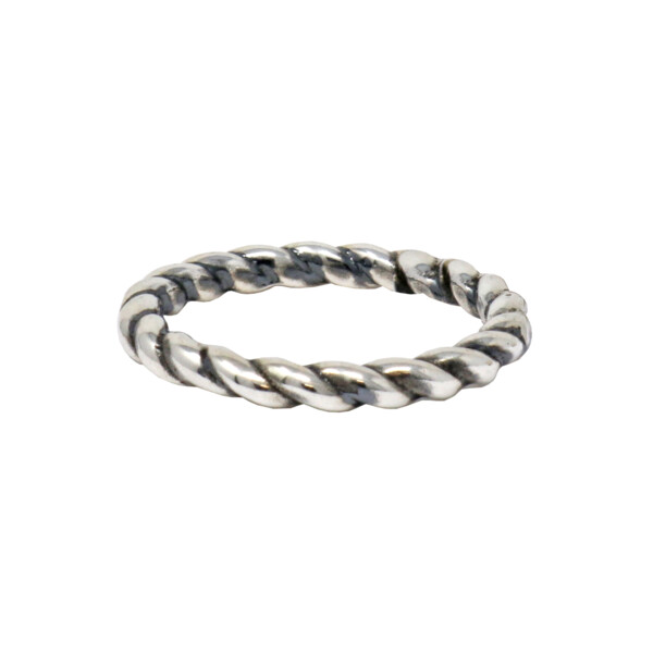 Closeup photo of Silver Ring Size 8 - Rope