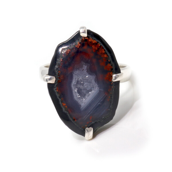 Closeup photo of Geode Ring Size 9 - Agate Druze Asymmetrical Oval With Black Edges & Red Speckling With Semi-translucent White Druze Center - Prong Set