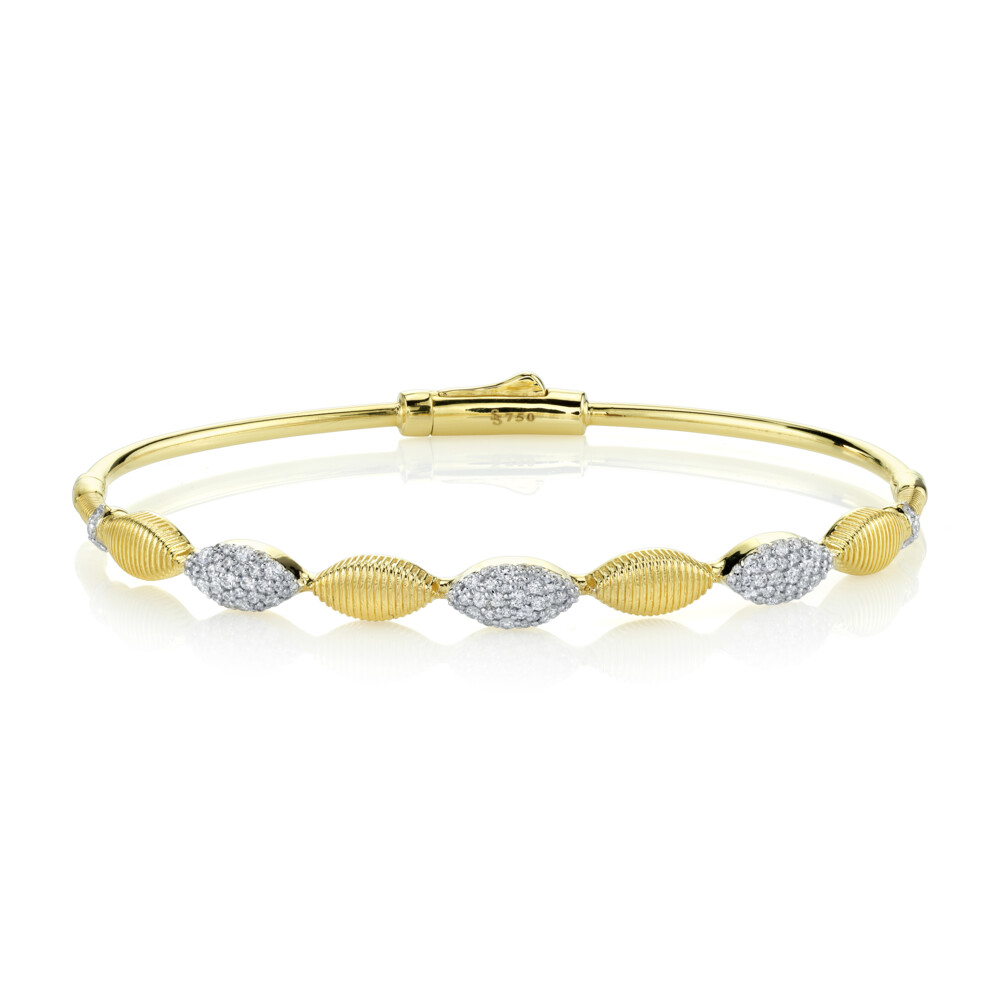 <span style="font-size: 16.8px; position: initial; margin: initial;">SLOANE STREET MARQUISE BANGLE BRACELET IN 18K YELLOW GOLD FEATURES DELICATE ALTERNATING MARQUISE SHAPES WITH PAVE DIAMOND DETAILS AND SIGNATURE STRIE DETAILS WITH DOUBLE HINGE AND HIDDEN CLASP CLOSURE. THIS BRACELET IS THE PERFECT ADDITION TO YOUR STACK TO ADD DIMENSION AND UNIQUENESS WHILE REMAINING TIMELESS FOR YEARS TO COME.</span><br style="position: initial; margin: initial;"> Pave Diamond And Strie Marquise Bangle