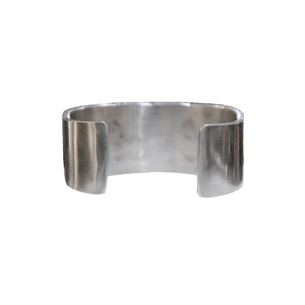 Sterling Silver Navajo Men’s Bracelet, 6 and 3/4ths Inches in total length. Navajo Silver Men’s Cuff