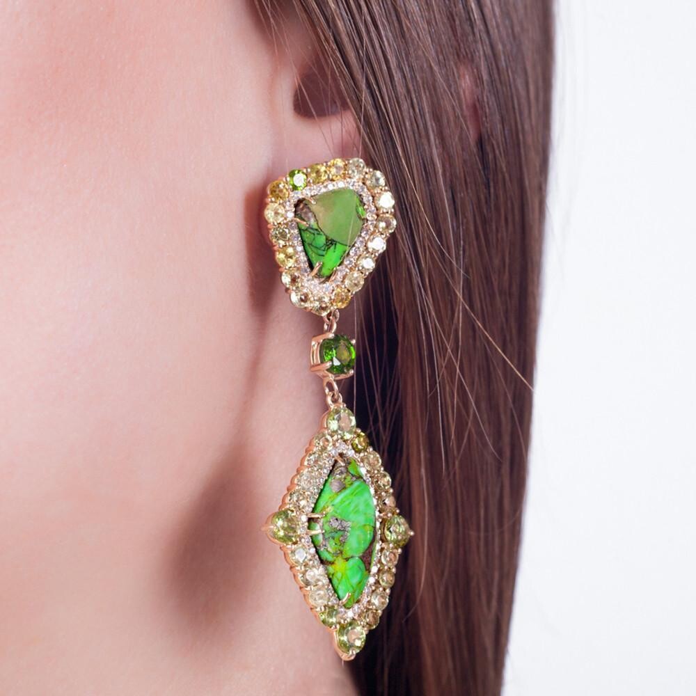 Shades of Green Earrings (OOAK) 14K Yellow Gold; Green Turquoise; Grossular Garnet; Peridot; Diamond
0.90cttw Green Turquoise Earring