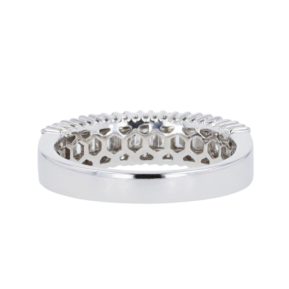 Baguette Chanel & Round Prong Set Ring