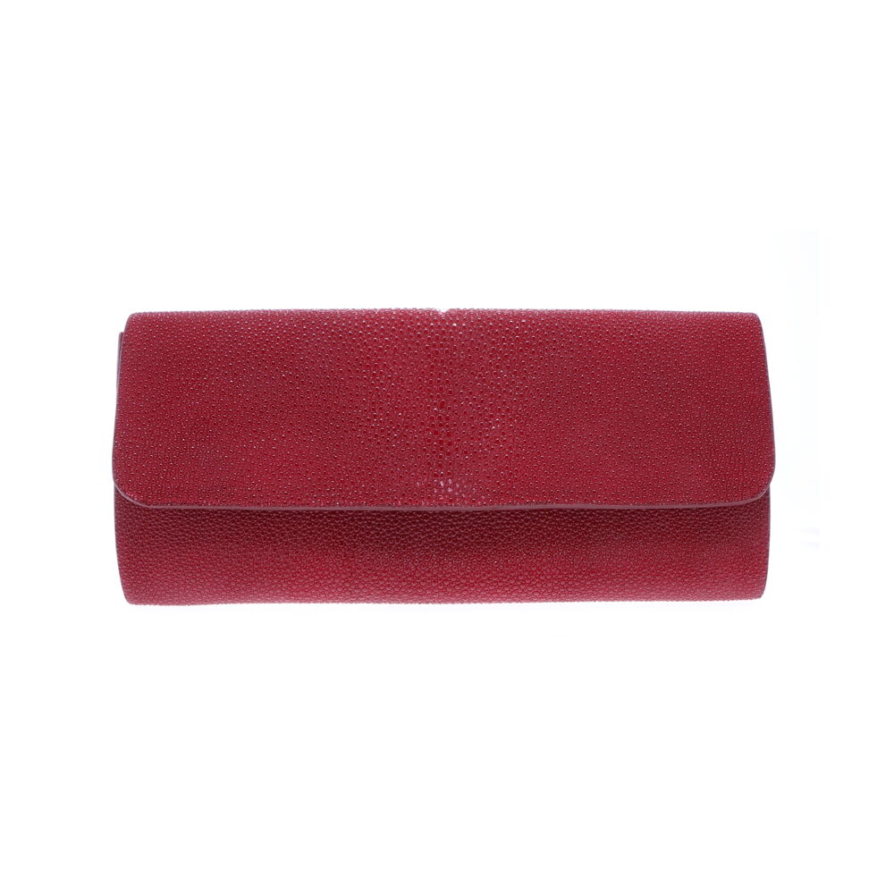 LaNae’s Evening Clutch is made from genuine stingray skin. Proudly handcrafted in the USA by 3rd generation artisans, all edges are hand painted, interior is garment suede and is detailed with Italian palladium hardware. Each luxury bag is one of a kind and especially made for you to stand out against the crowd! Contact the store for additonal photos. Red Stingray Evening Clutch