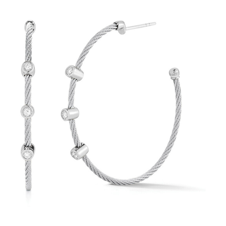 Grey cable, 18 karat White Gold, 0.12 total carat weight Diamonds and stainless steel. Imported.
Grey Cable Hoop Earrings with 18kt White Gold & Triple Diamond Station